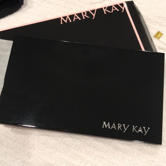 Mary Kay Other - Mary Kay Pro Palette